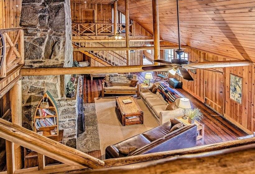 شقة غرفة واحدة, Diamond Belle Guest Ranch