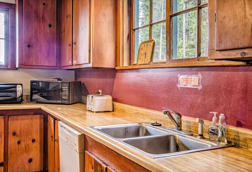 شقة غرفة واحدة, Diamond Belle Guest Ranch