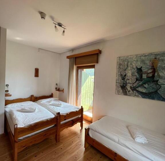 חדר בסיסי לשלושה, D La Varda Di Topran D Agata Paolo &c Sas