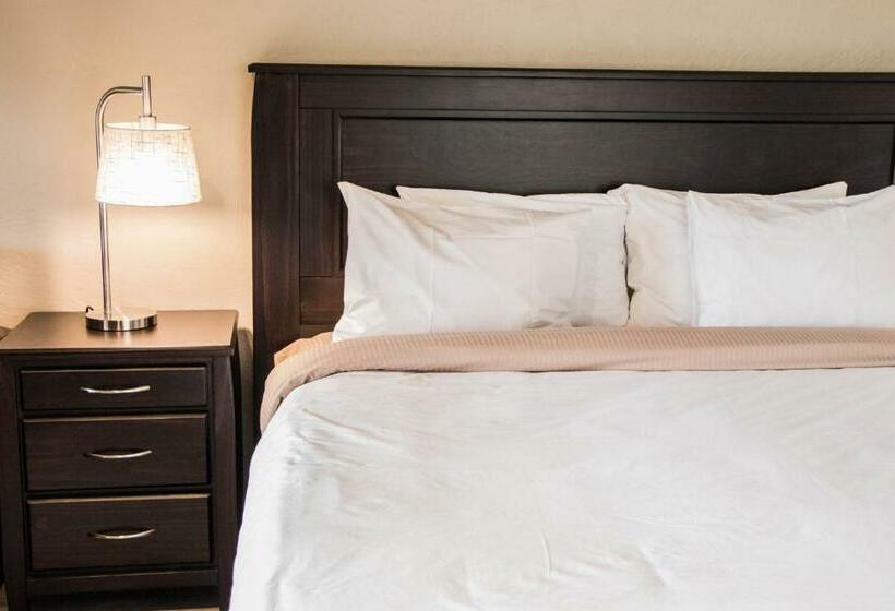 带大床的套房, Galiano Oceanfront Inn & Spa