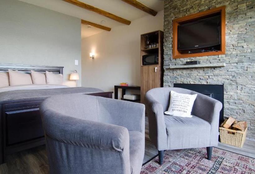 带皇后床的套间, Galiano Oceanfront Inn & Spa