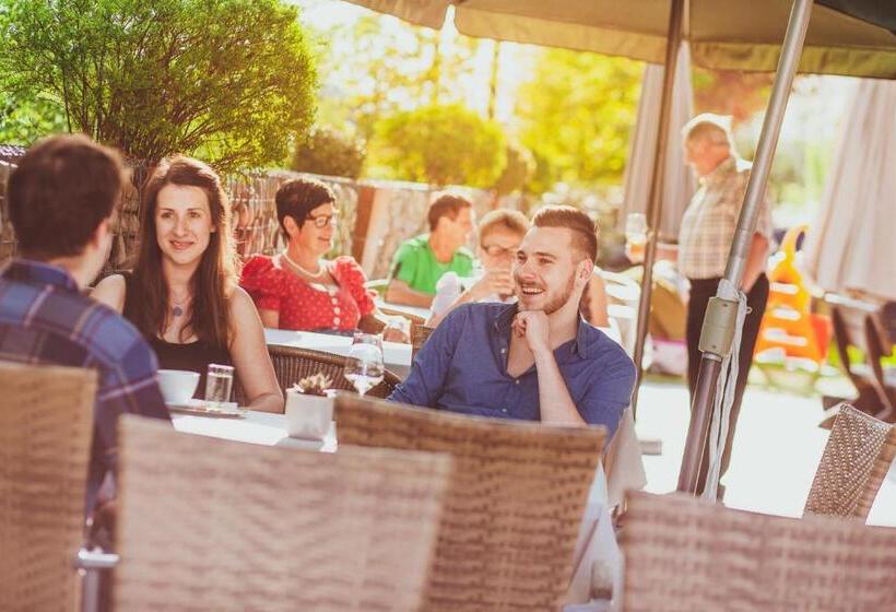 豪华房间, Hueber Der Wirt