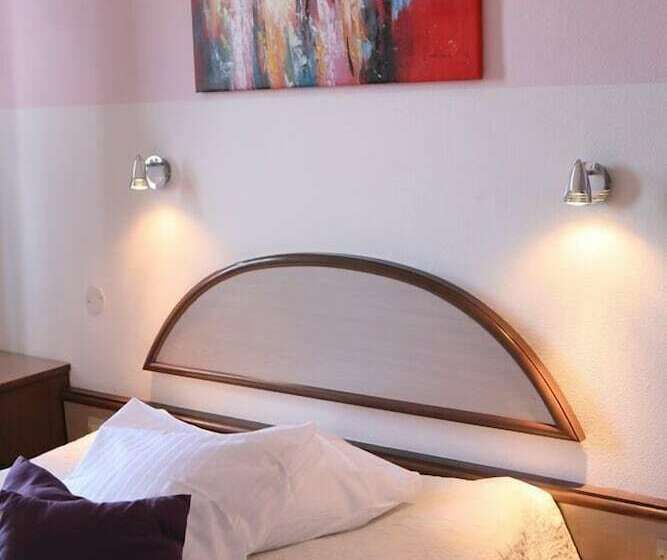 スタンダードルーム, La Maison Ernenwein