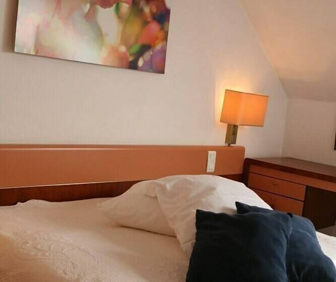 スタンダードルーム, La Maison Ernenwein