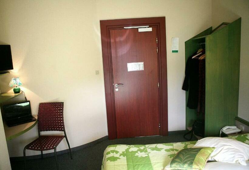 スタンダードルーム, La Maison Ernenwein