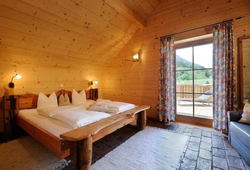 جناح مزوَّد بشرفة, Landgut Moserhof