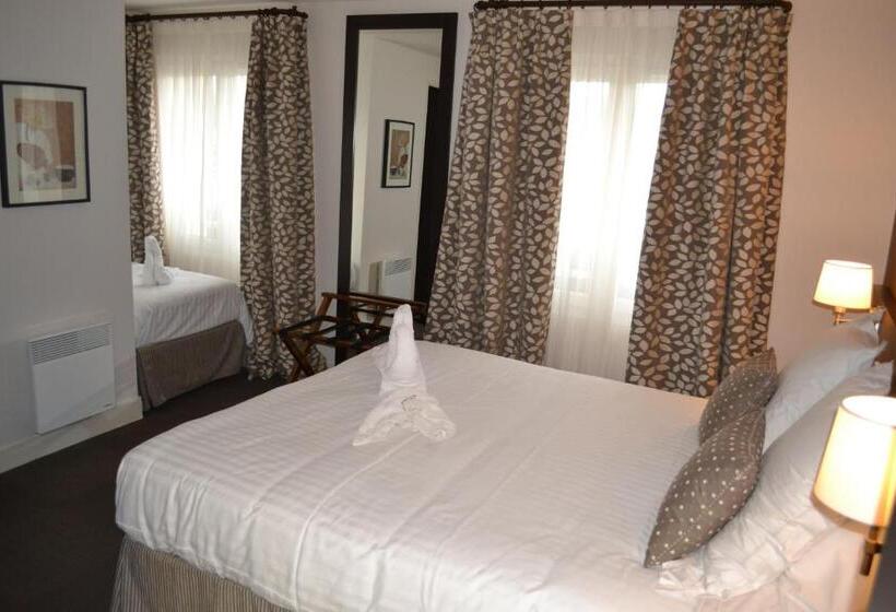 חדר סטנדרט לשלושה, Le Saint Pierre