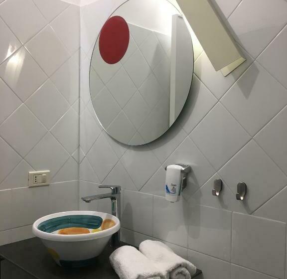 带大床的标准间, Pelaghea