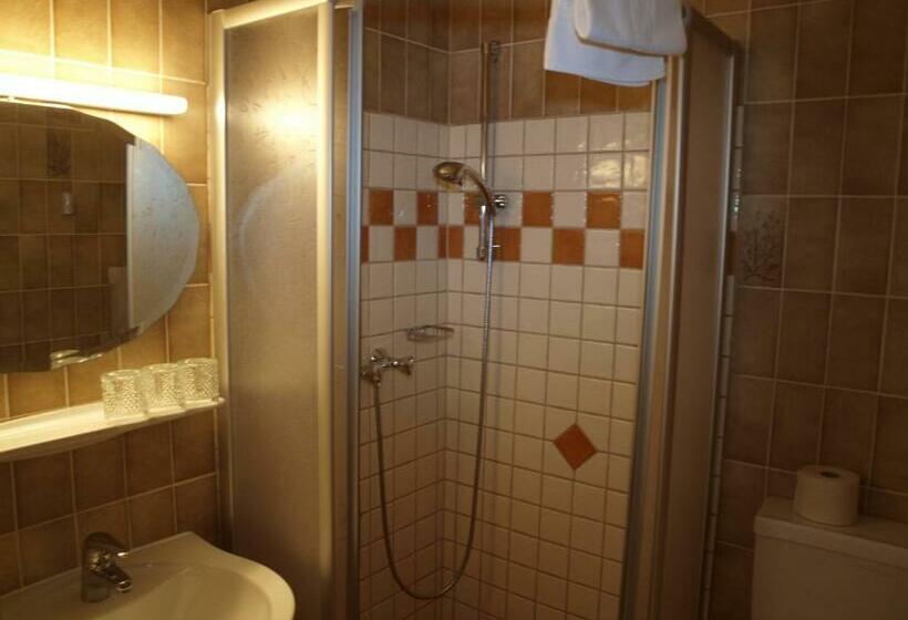 Номер Стандарт с Балконом, Sportgasthof Lipp