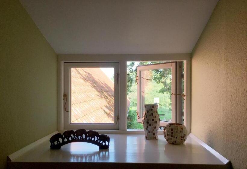 דירת חדר, Hørhaven B&b