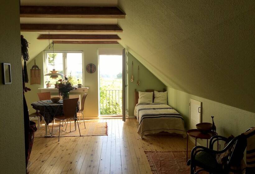 דירת חדר, Hørhaven B&b