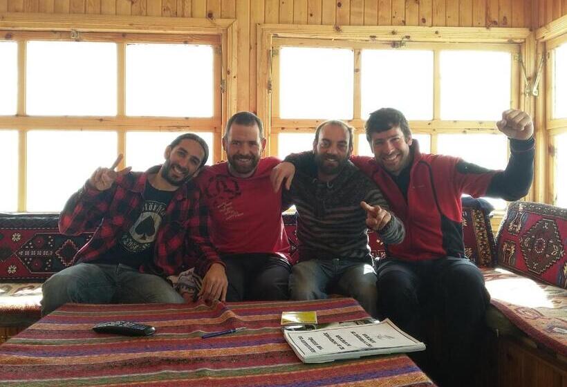 חדר סטנדרט, Kackar Pension