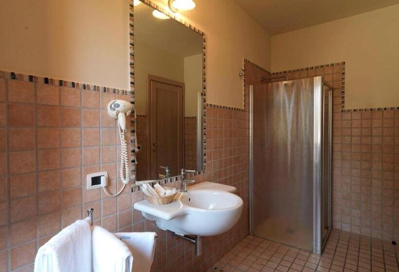 带2个卧室的公寓, Le Corti Del Sole Residence