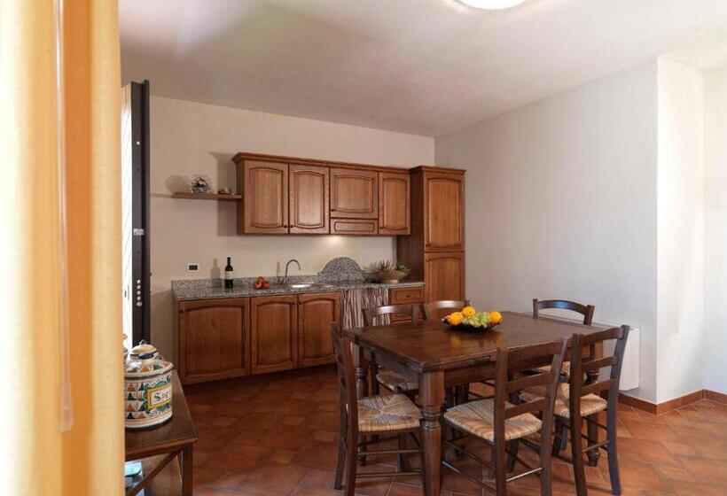 带2个卧室的公寓, Le Corti Del Sole Residence