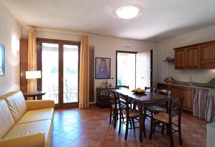 带2个卧室的公寓, Le Corti Del Sole Residence