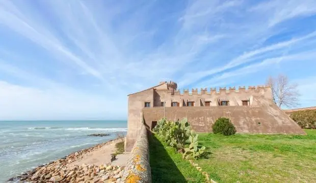 スタンダードシングルルーム, Ostello Del Castello Di Santa Severa