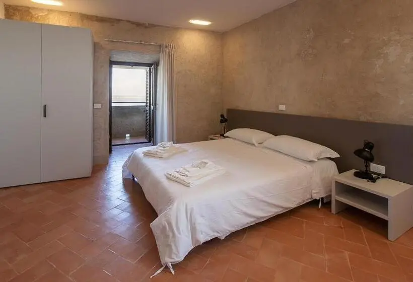 景色の見えるスタンダード4人部屋, Ostello Del Castello Di Santa Severa