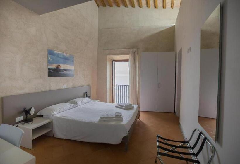 חדר סטנדרט לשלושה, Ostello Del Castello Di Santa Severa