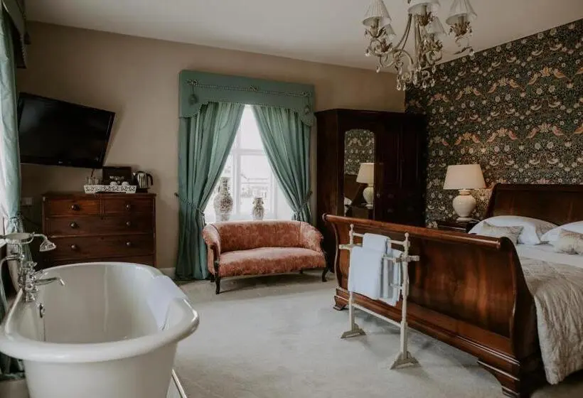 デラックスルーム, Allington Manor