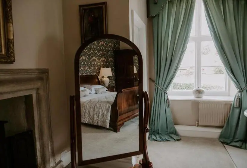 デラックスルーム, Allington Manor