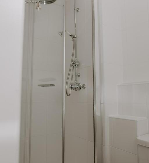 수피리어 룸, Allington Manor