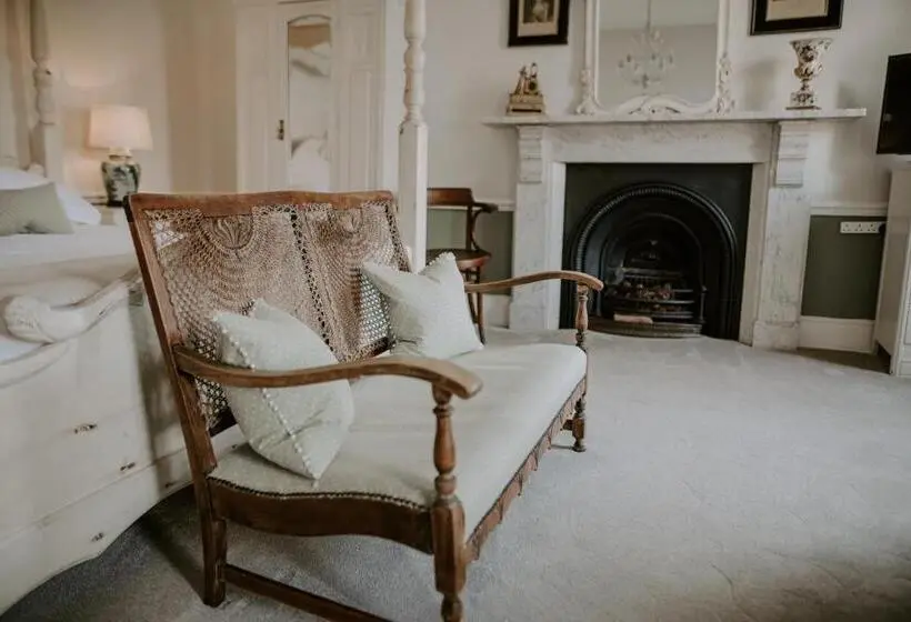スーペリアールーム, Allington Manor