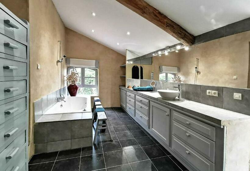 テラス付きスタンダードルーム, La Bastide Du Farfadet