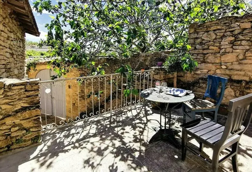テラス付きスタンダードルーム, La Bastide Du Farfadet