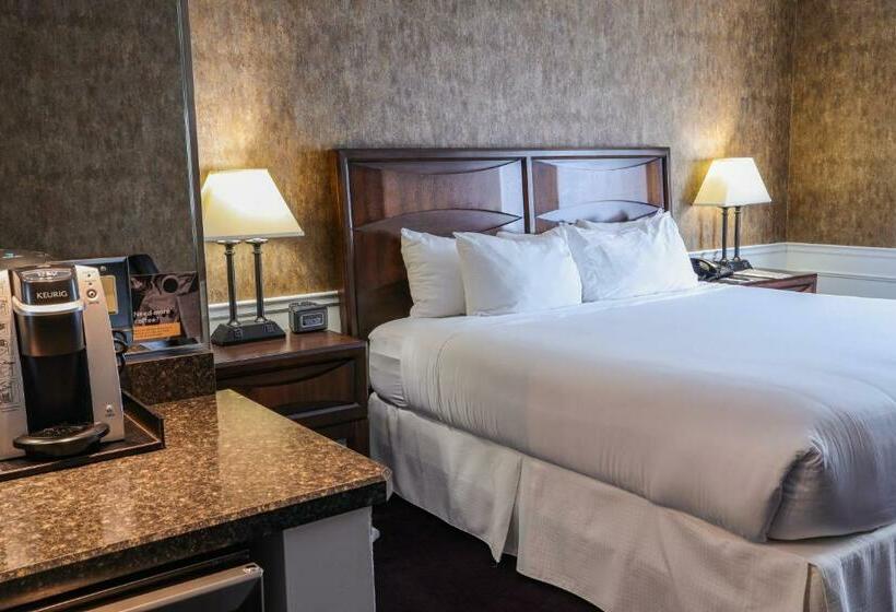 Номер Deluxe Кровать Кинг, The Grand Resort