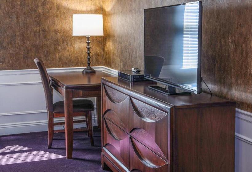 Номер Deluxe Кровать Кинг, The Grand Resort