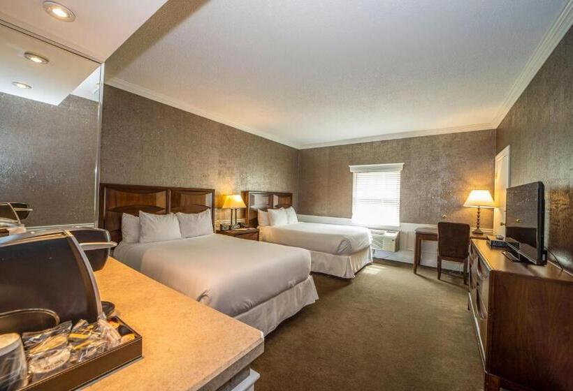 Номер Deluxe, The Grand Resort