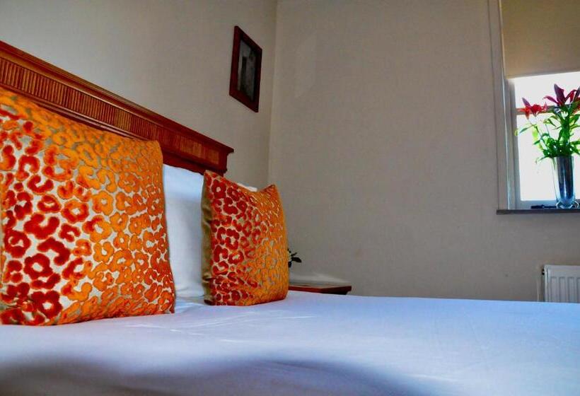 Номер Стандарт, The Hollybush Inn And B&b