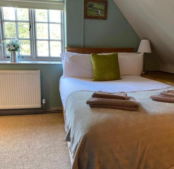 Номер Стандарт Индивидуальный, The Hollybush Inn And B&b