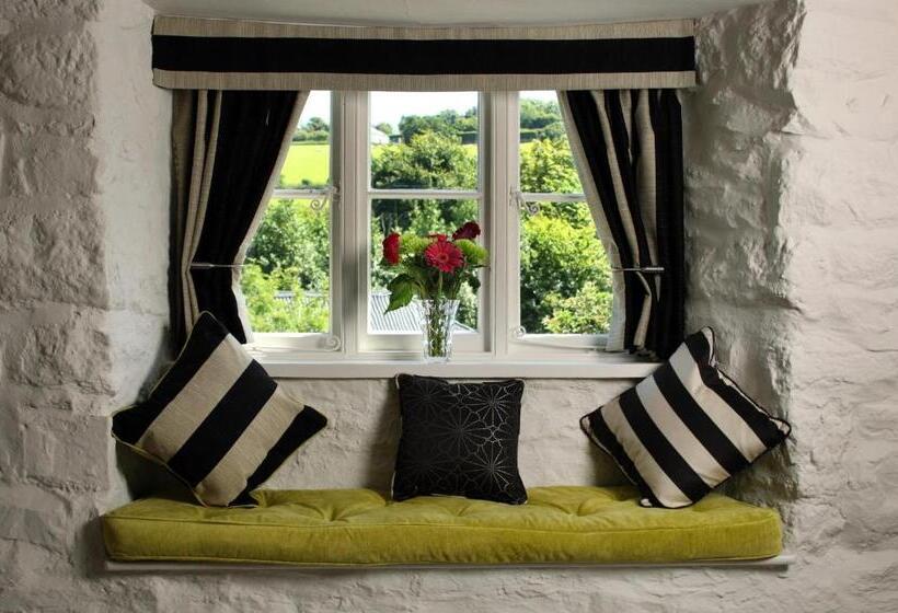 ガーデンビュースタンダードルーム, The Oxenham Arms Hotel Devon