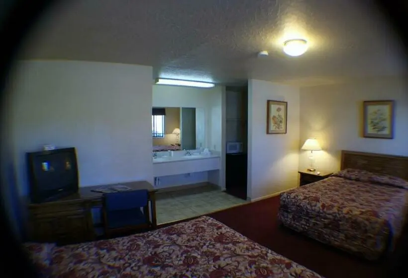 スタンダードルーム, Travelers Motel