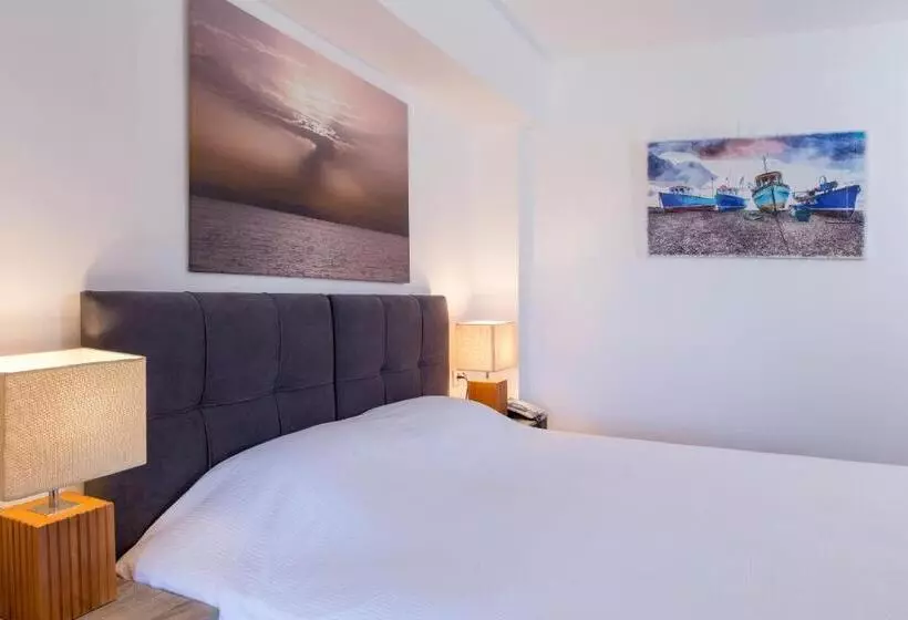 اتاق کلاسیک با چشم‌انداز دریا, Cape Kanapitsa Hotel & Suites