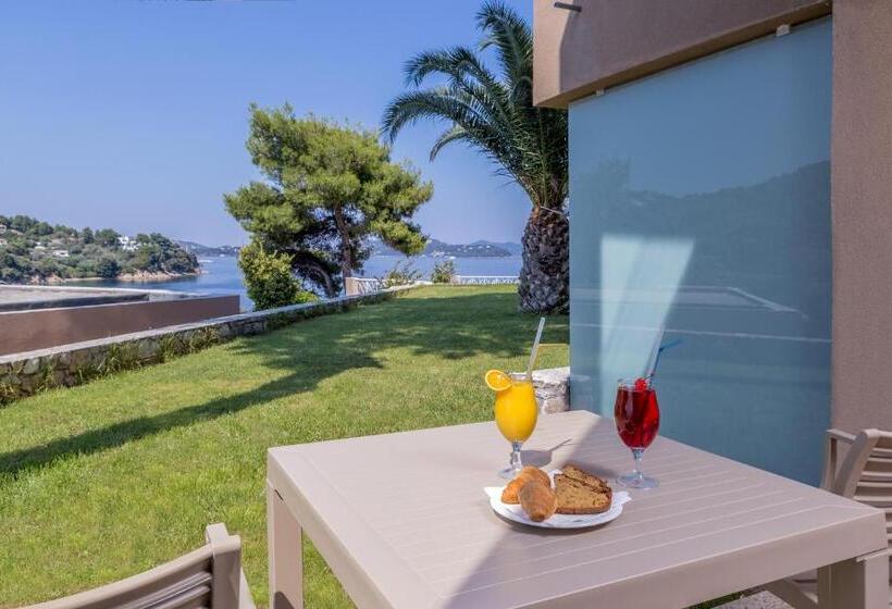 스탠다드 룸 가든 전망, Cape Kanapitsa Hotel & Suites