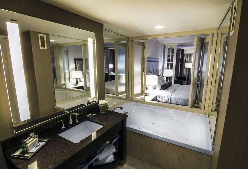 带大床的标准工作室, Hilton Niagara Falls/fallsview Hotel & Suites