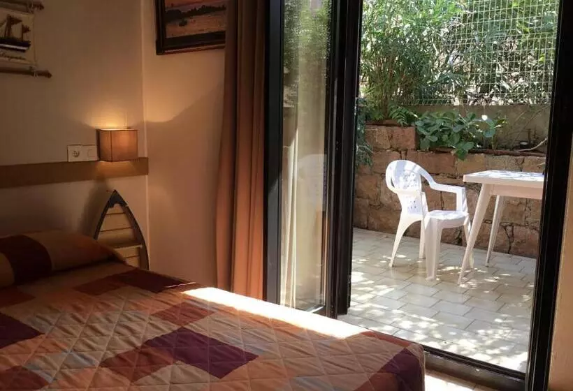 اتاق استاندارد, Hôtel Le Bon Accueil