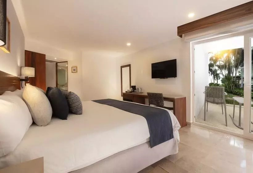 اتاق لوکس با تخت بزرگ, Buenaventura Grand Hotel & Great Moments   All Inclusive