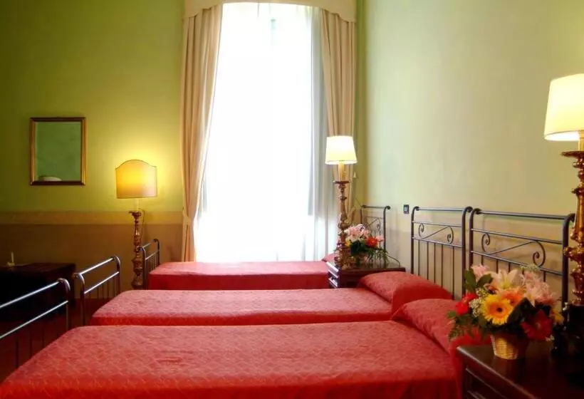 اتاق استاندارد سه نفره, Domus Sessoriana