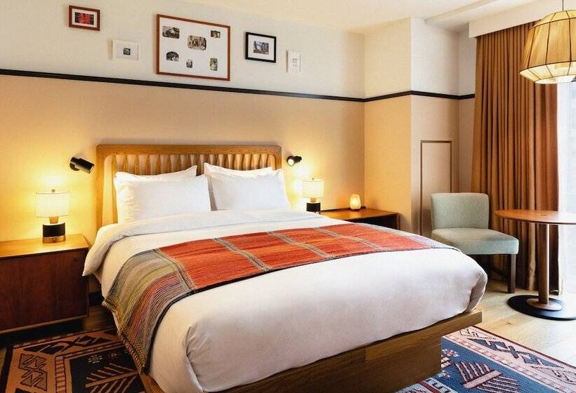 Хижина, Eaton Dc