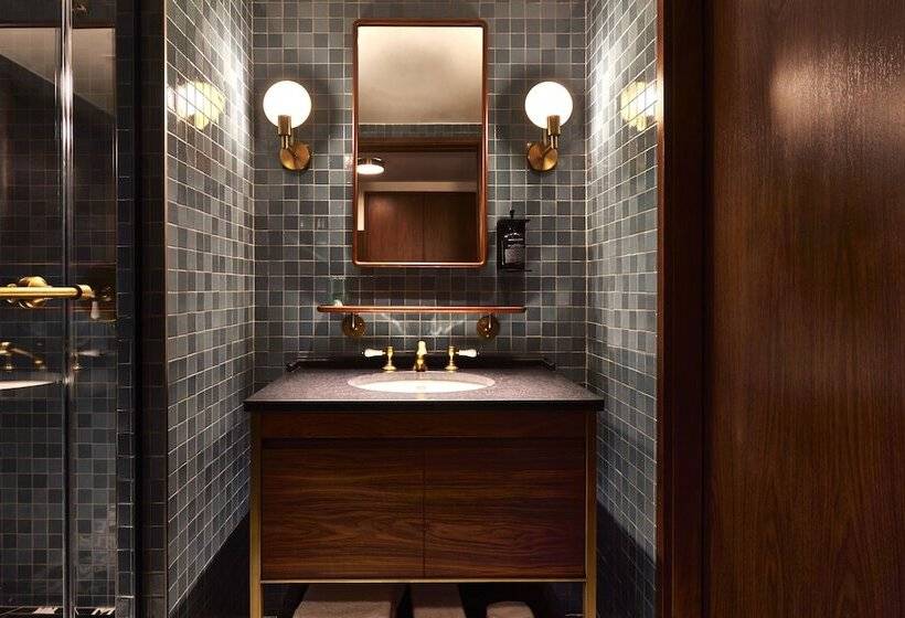 Студия Стандарт, Eaton Dc