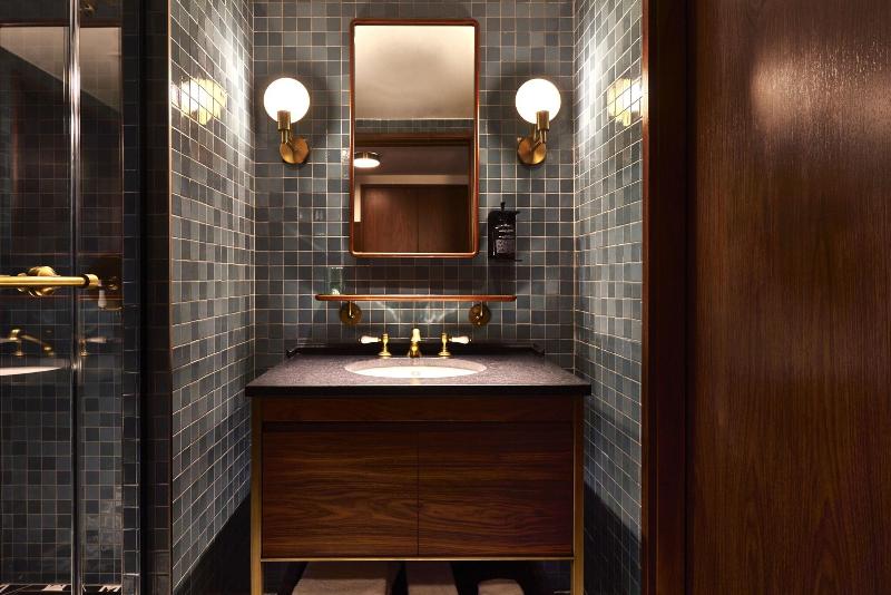 Хижина, Eaton Dc