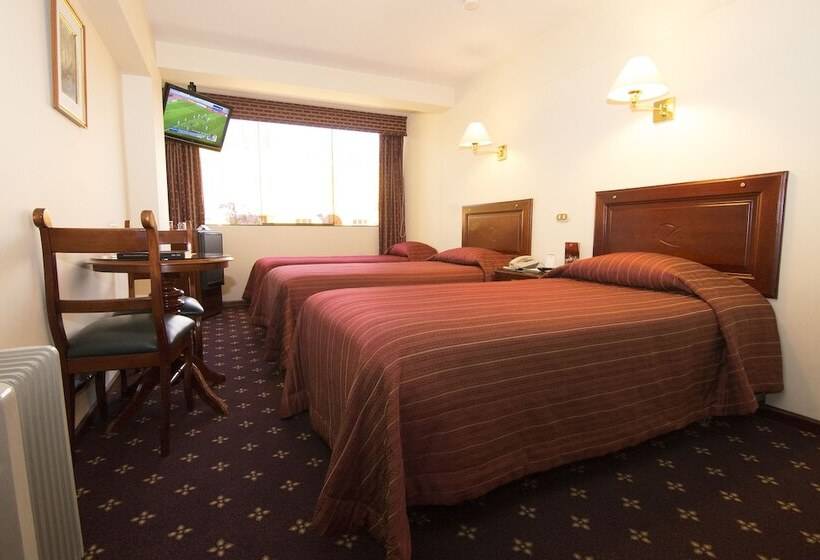 スタンダードトリプルルーム, El Cabildo