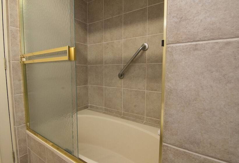 スタンダードトリプルルーム, El Cabildo