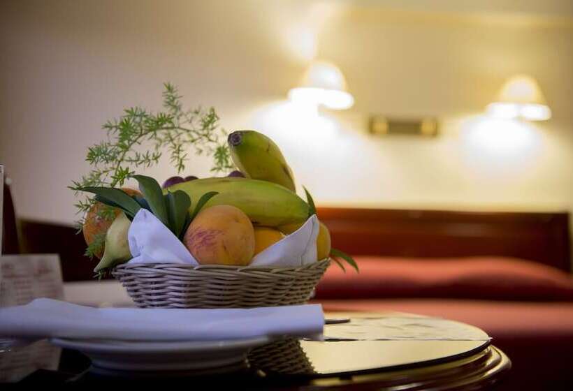 スイート, El Cabildo