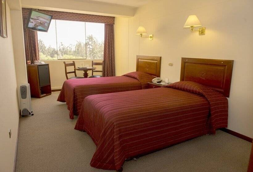 スタンダードシングルルーム, El Cabildo