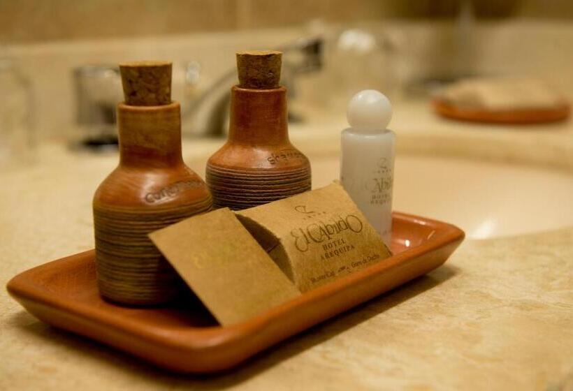 スタンダードトリプルルーム, El Cabildo