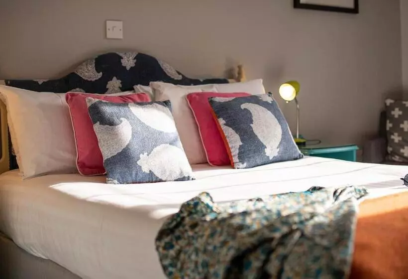 Habitación Estándar, Emmet